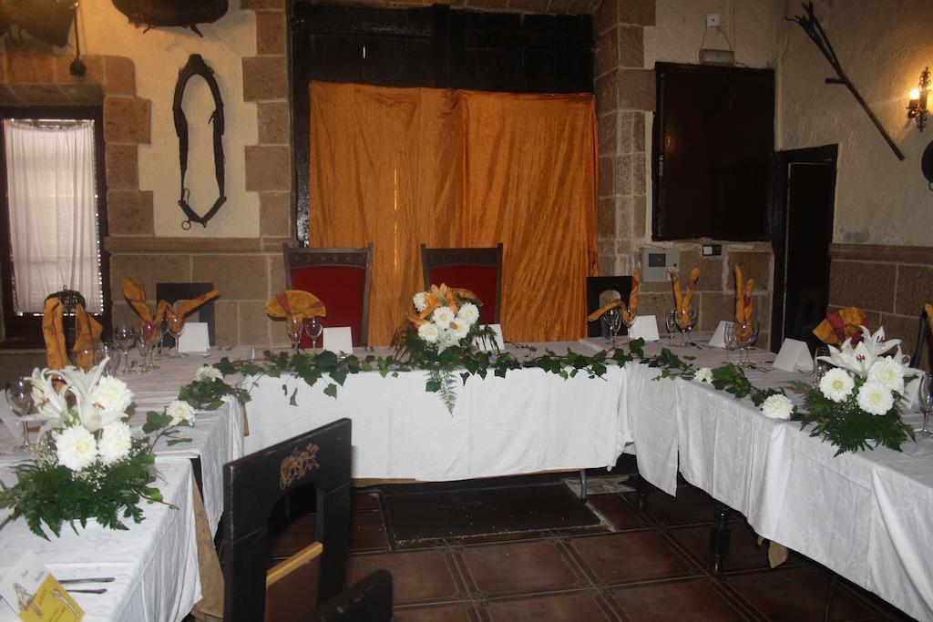 Hostal Restaurante La Diligencia كونيت المظهر الخارجي الصورة
