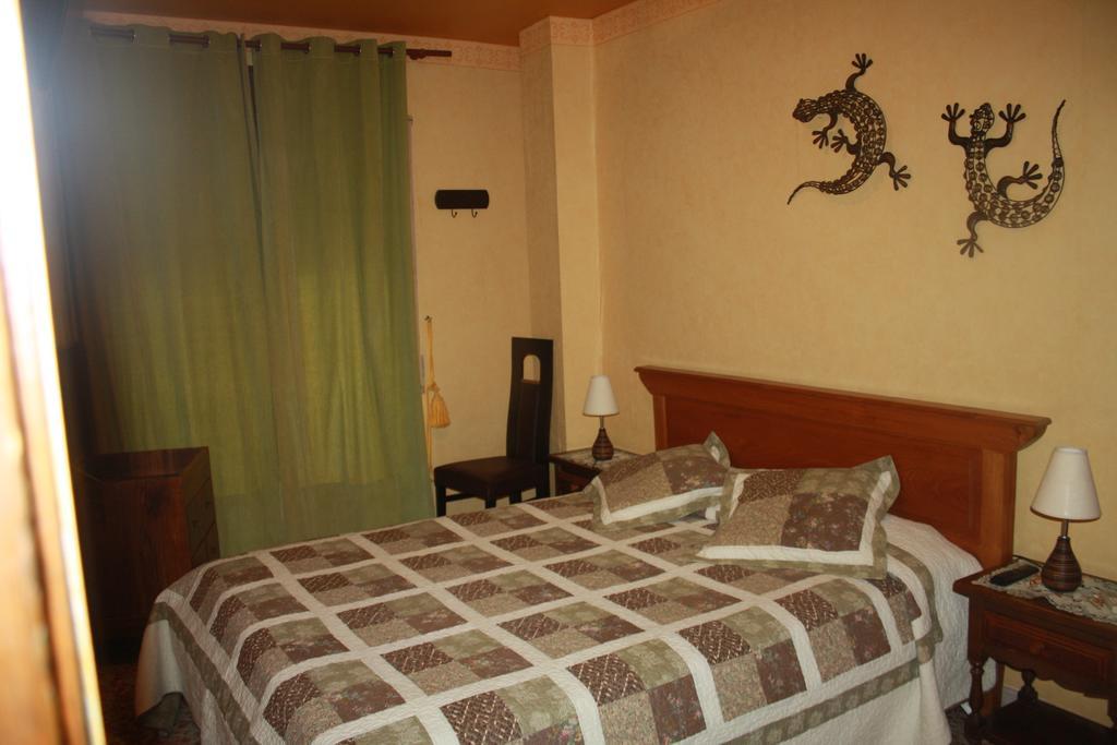 Hostal Restaurante La Diligencia كونيت الغرفة الصورة