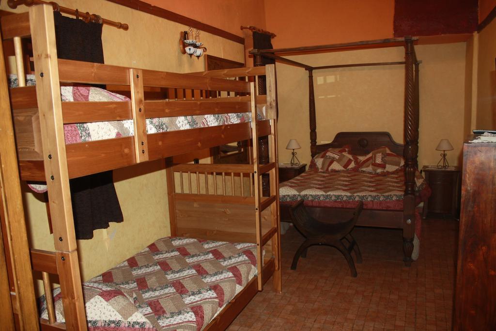 Hostal Restaurante La Diligencia كونيت الغرفة الصورة